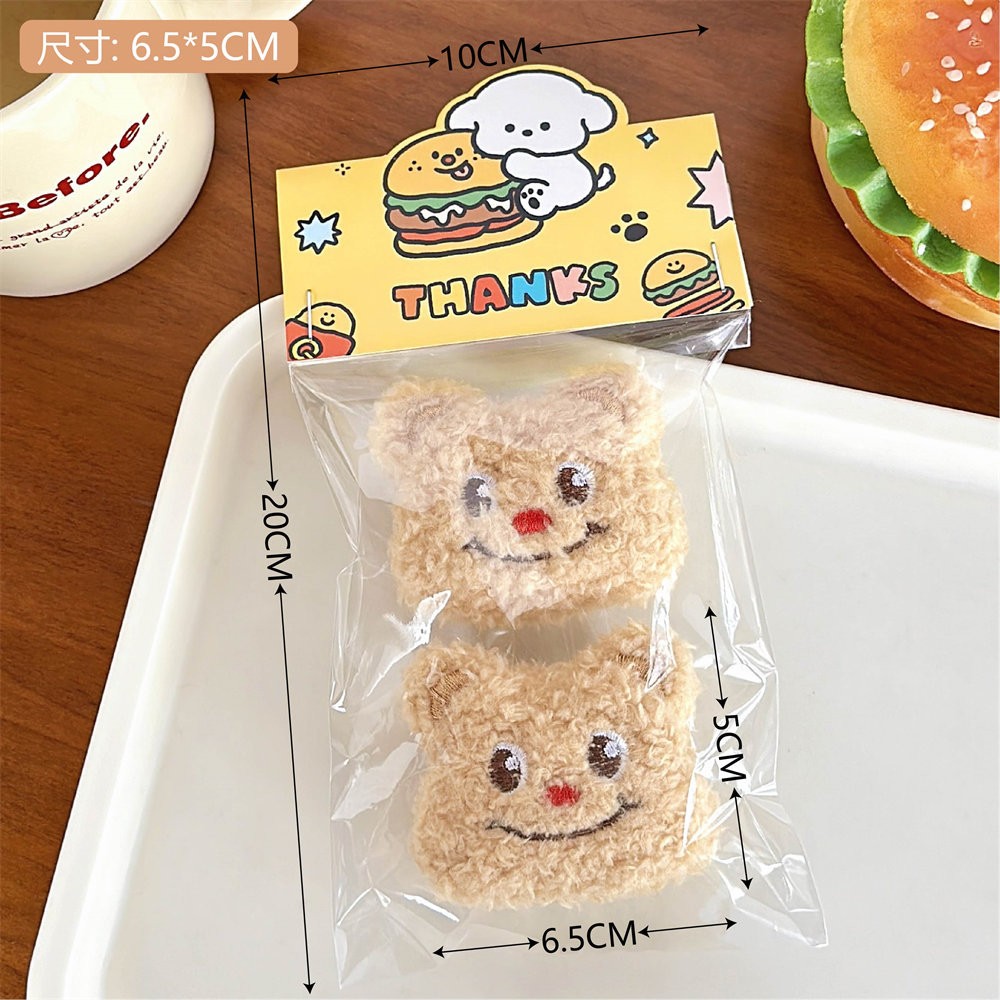 Pin cài áo bông Cheese bear