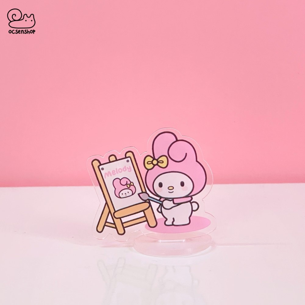 Standee Sanrio vẽ tranh