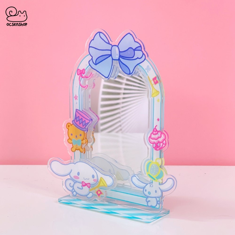 Standee Sanrio nơ