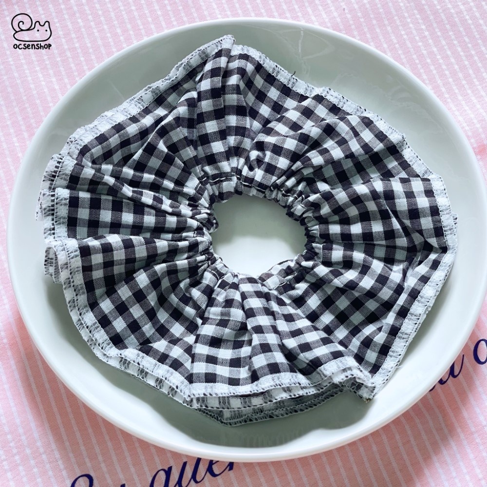 Scrunchie kẻ ô 4 lớp (18cm)