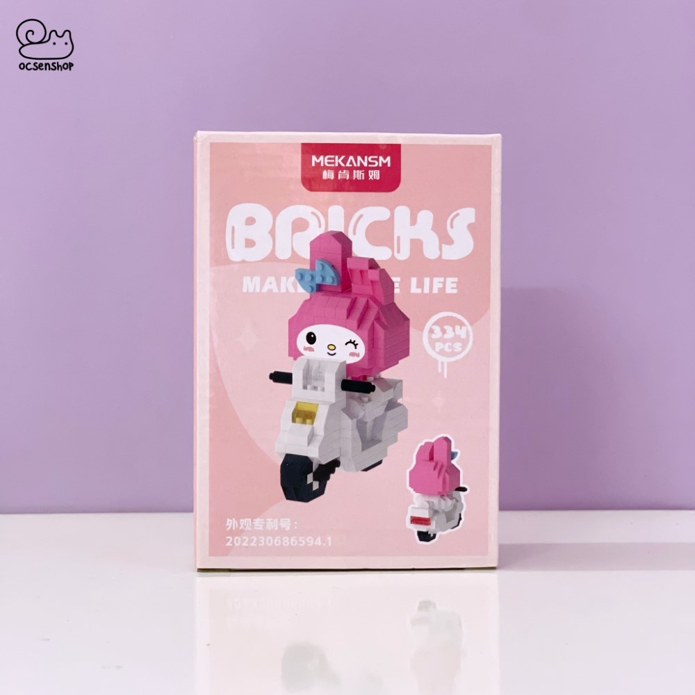 Bộ xếp hình Bricks Sanrio lái xe