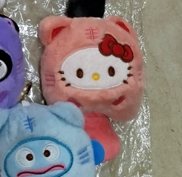 Móc khóa bông Sanrio cosplay mèo