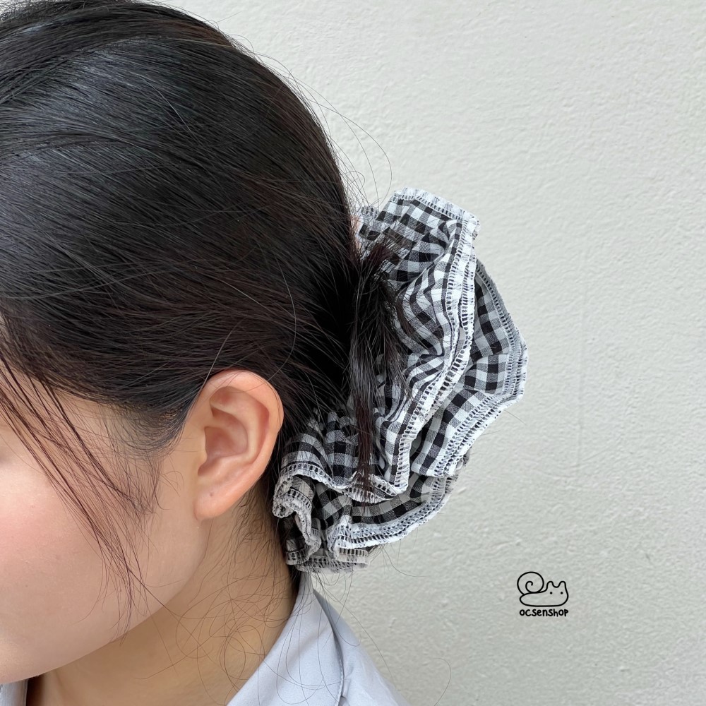 Scrunchie kẻ ô 4 lớp (18cm)