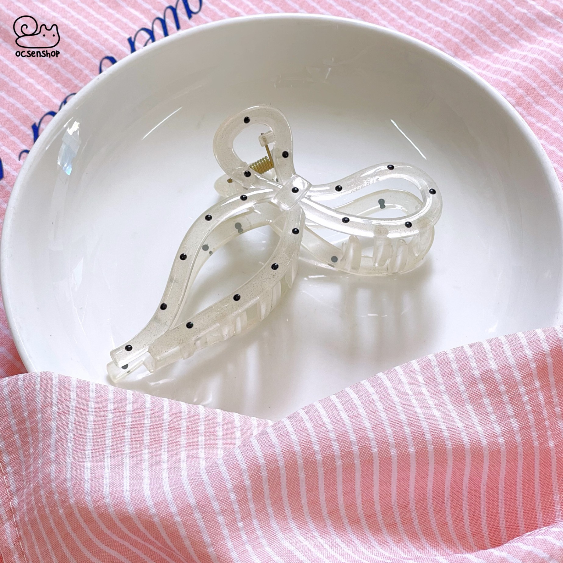 Kẹp càng cua chấm bi