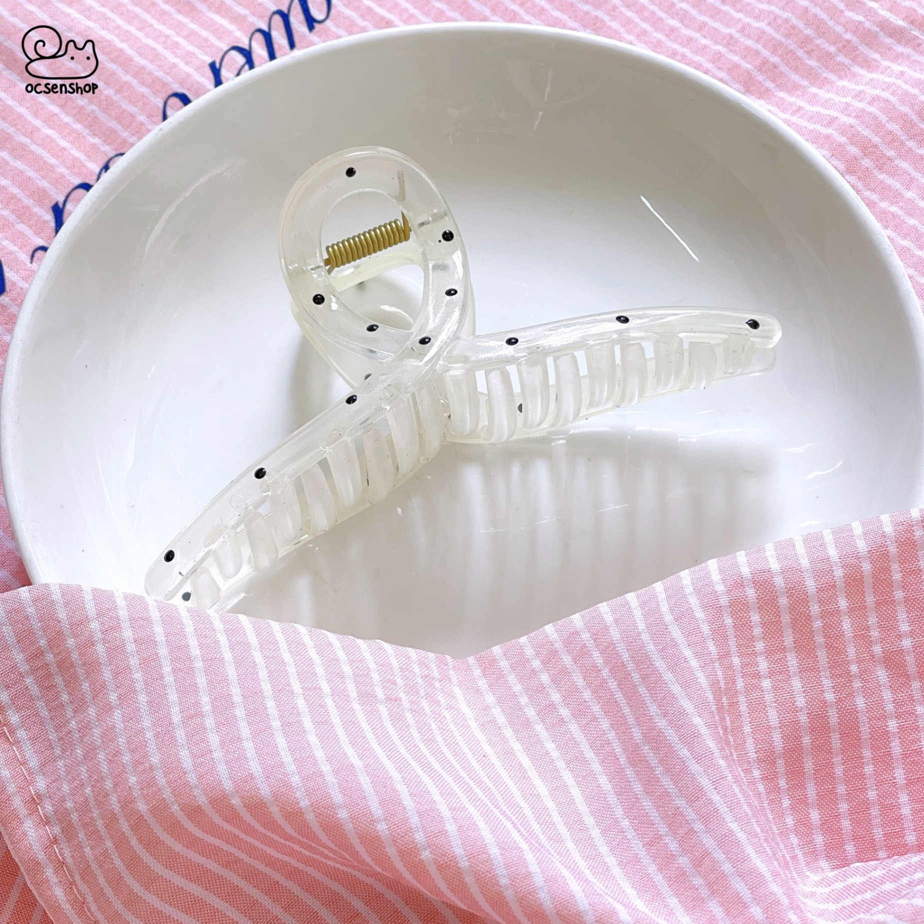 Kẹp càng cua chấm bi