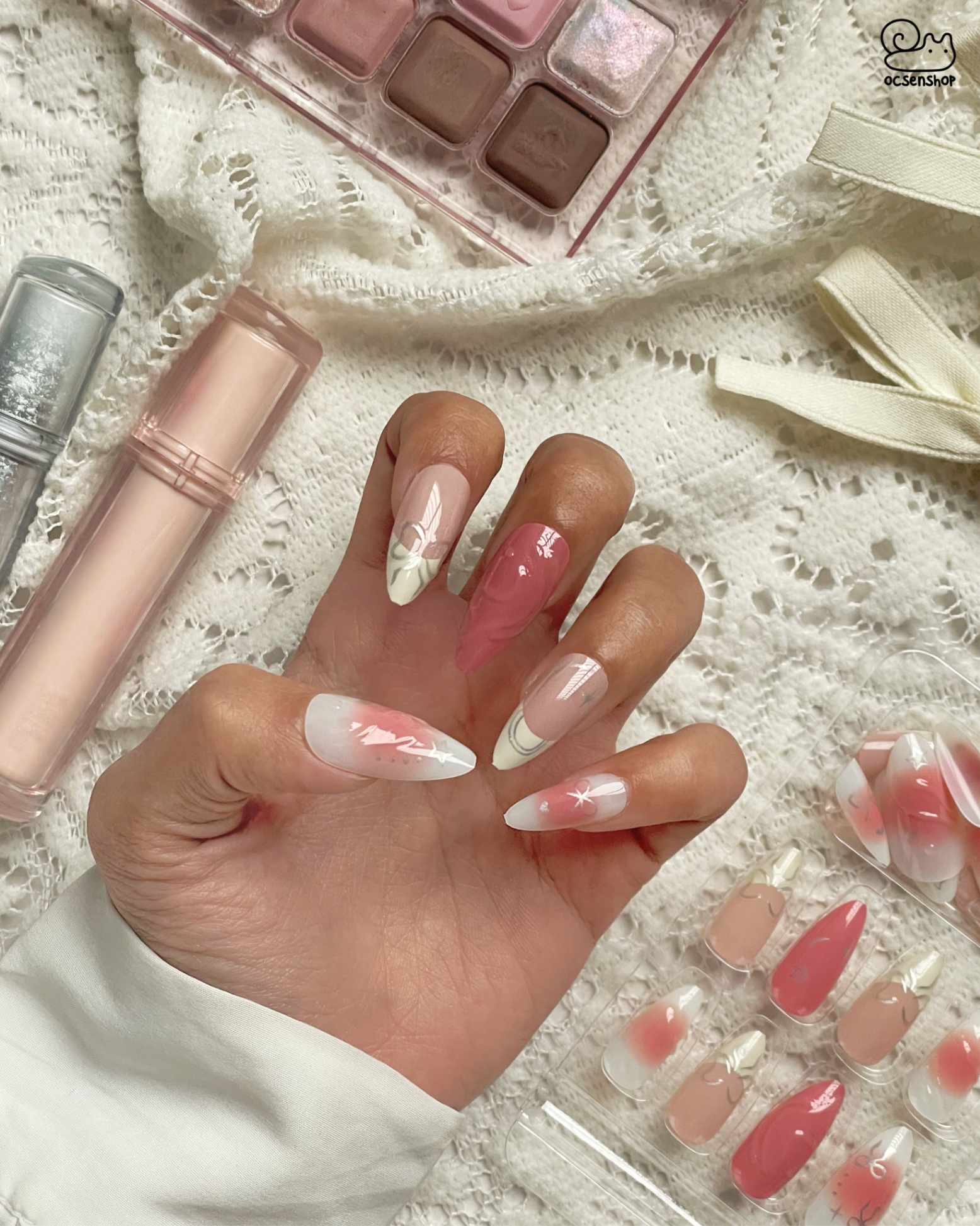 Nail giả