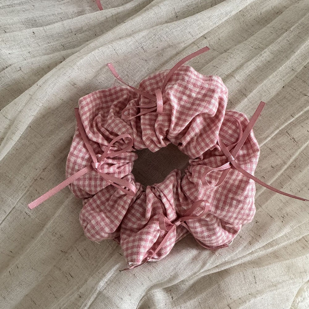 Scrunchie đính nơ ruy băng