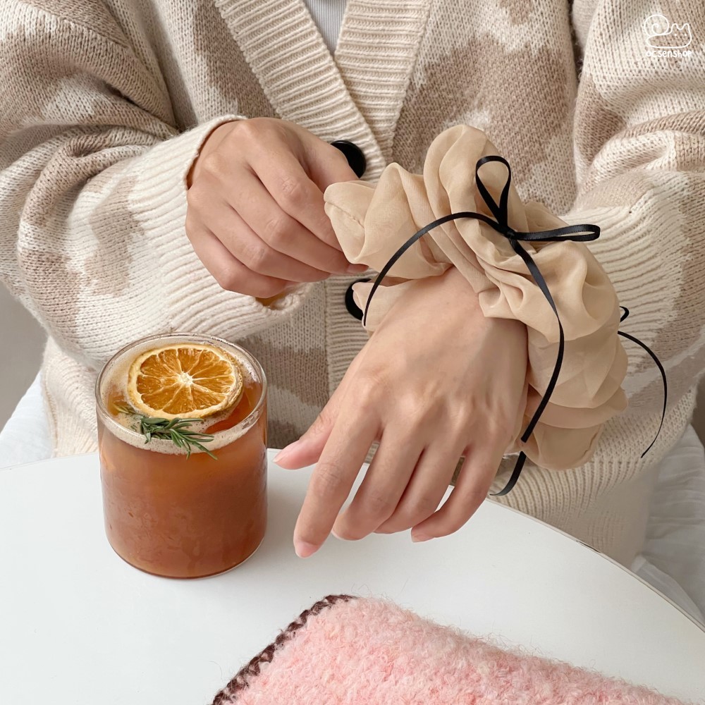 Scrunchie đính nơ ruy băng
