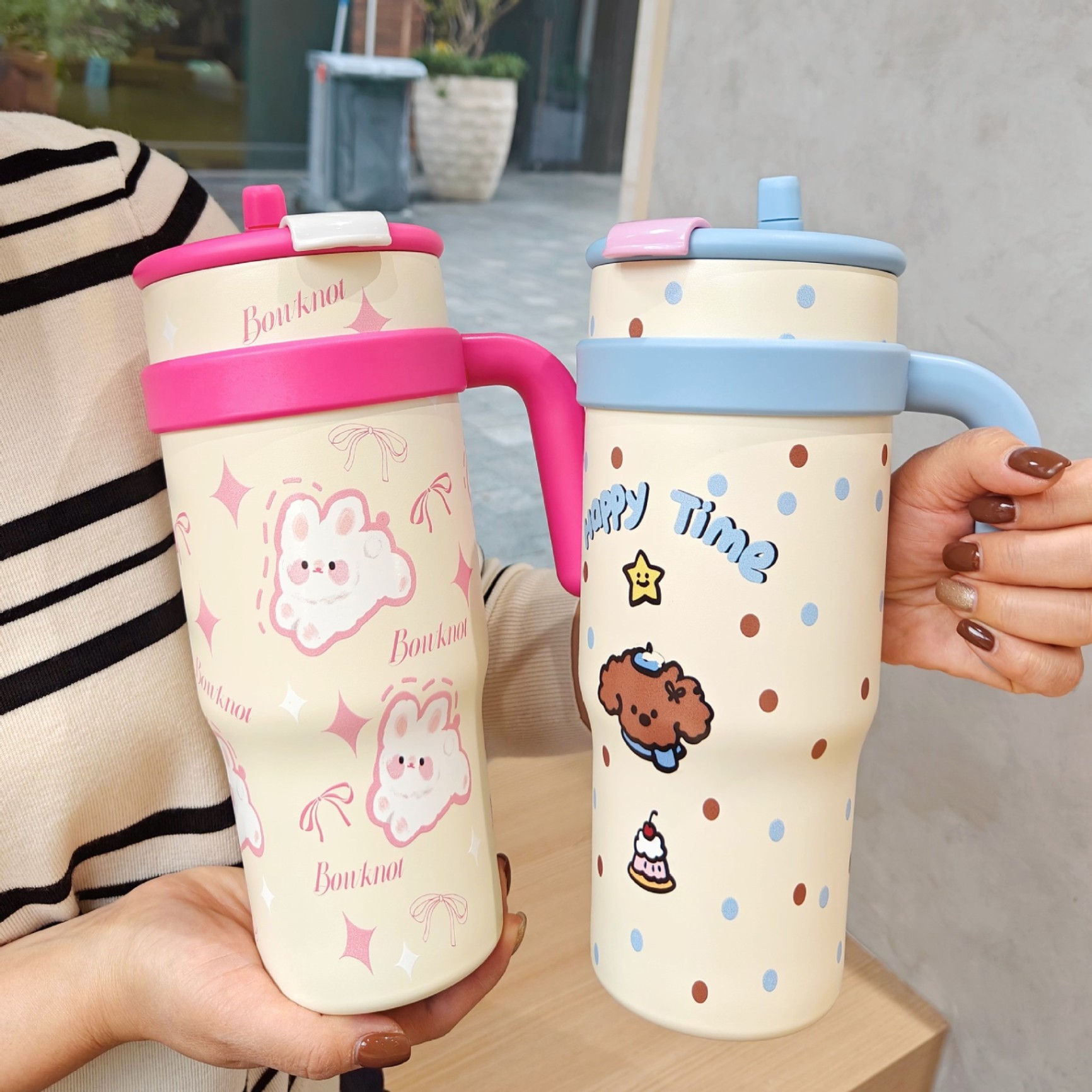 Bình giữ nhiệt có tay cầm (1200ml)