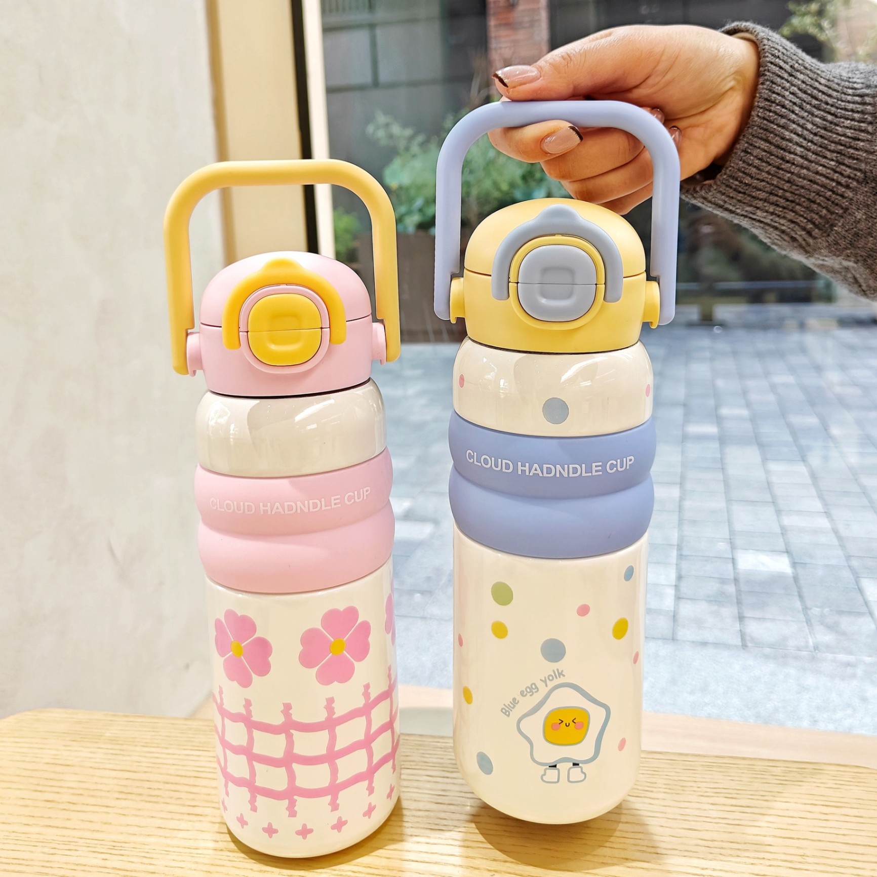 Bình giữ nhiệt Cloud handle cup (600ml)
