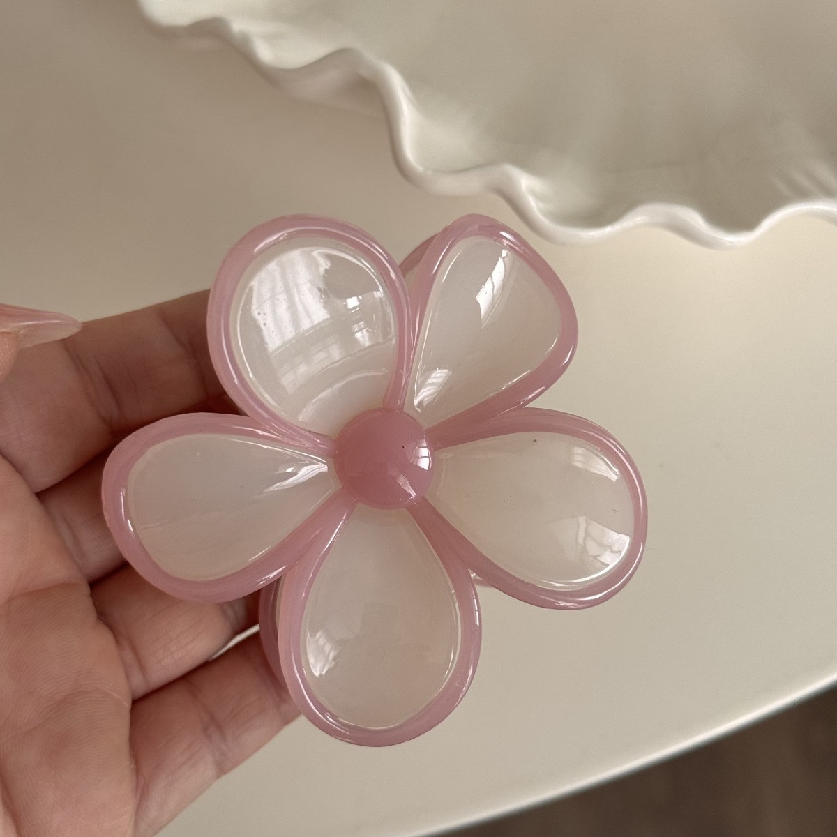 Kẹp càng cua Hoa 5 cánh viền màu (7,5cm)