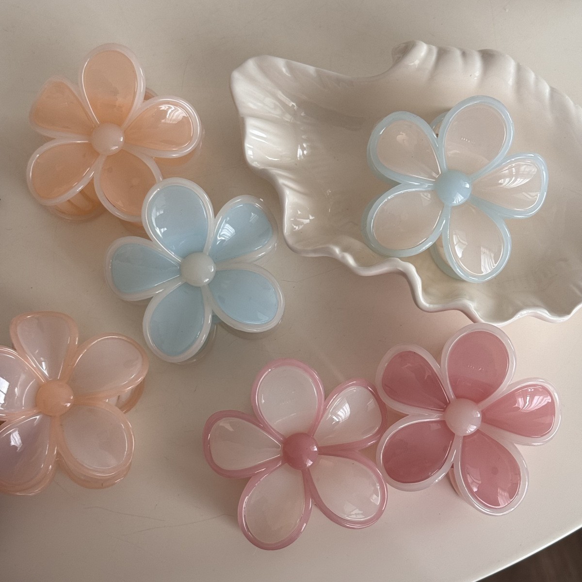 Kẹp càng cua Hoa 5 cánh viền màu (7,5cm)