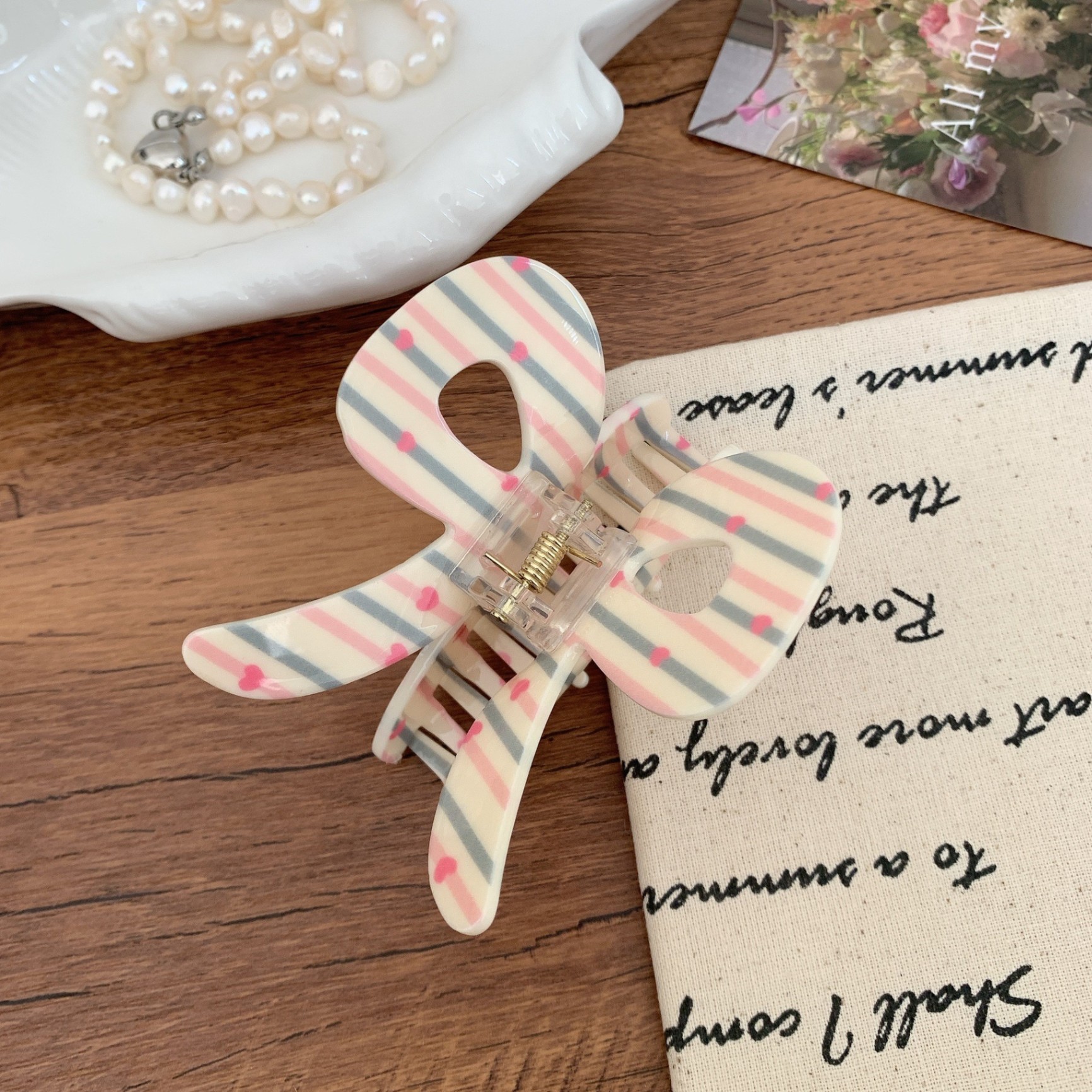 Kẹp càng cua Butterfly nơ (7cm)