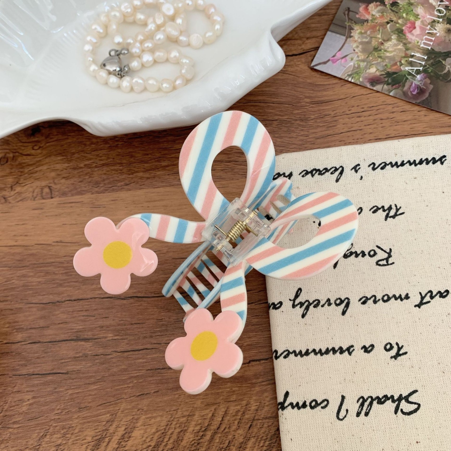 Kẹp càng cua Butterfly nơ (7cm)