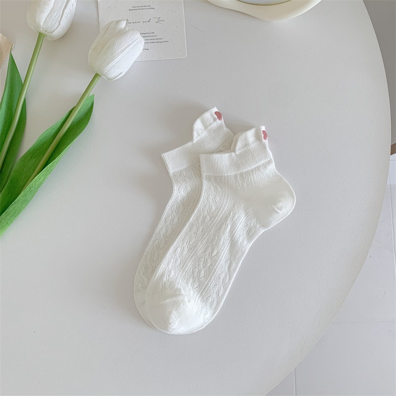 Tất ngắn cổ gót thêu nơ