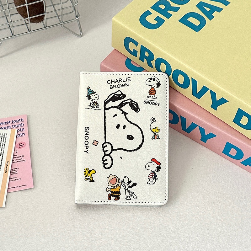Vỏ passport Snoopy