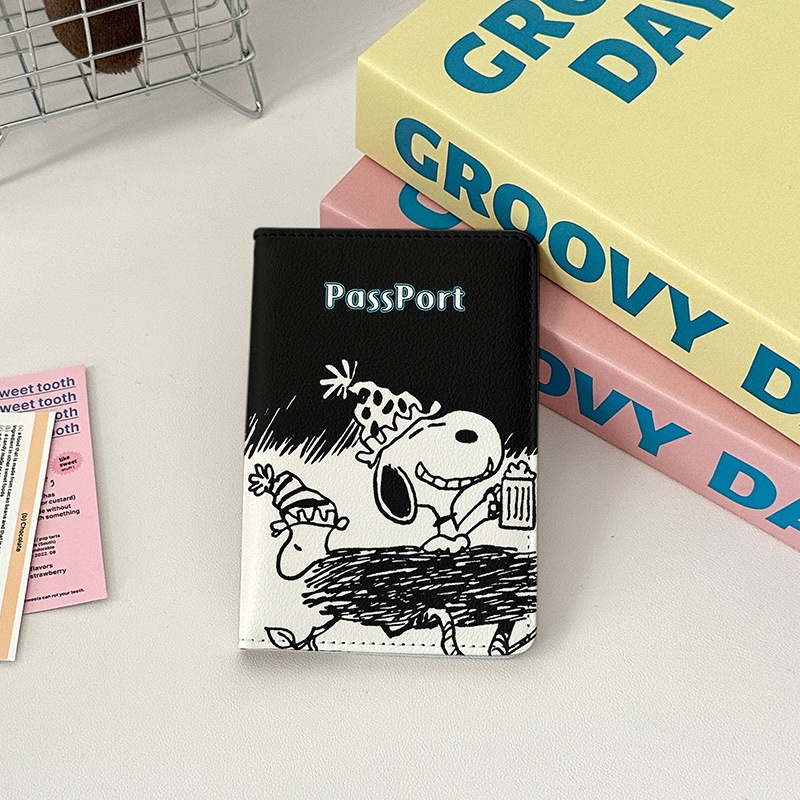 Vỏ passport Snoopy