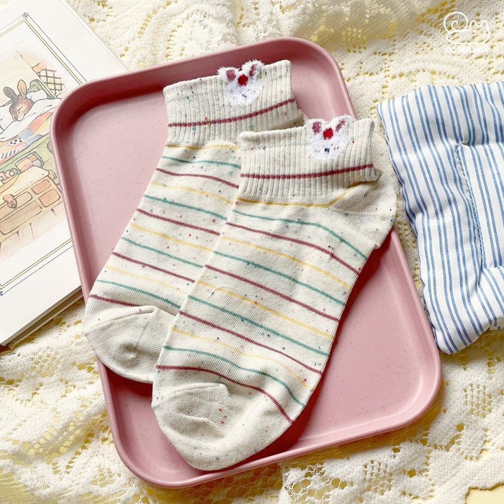 Tất ngắn cổ Động vật nền nhiều màu