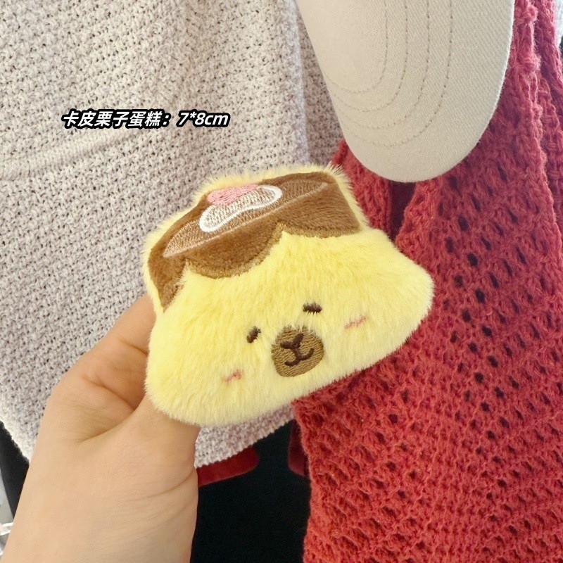 Pin cài áo bông Capybara cosplay đồ ăn