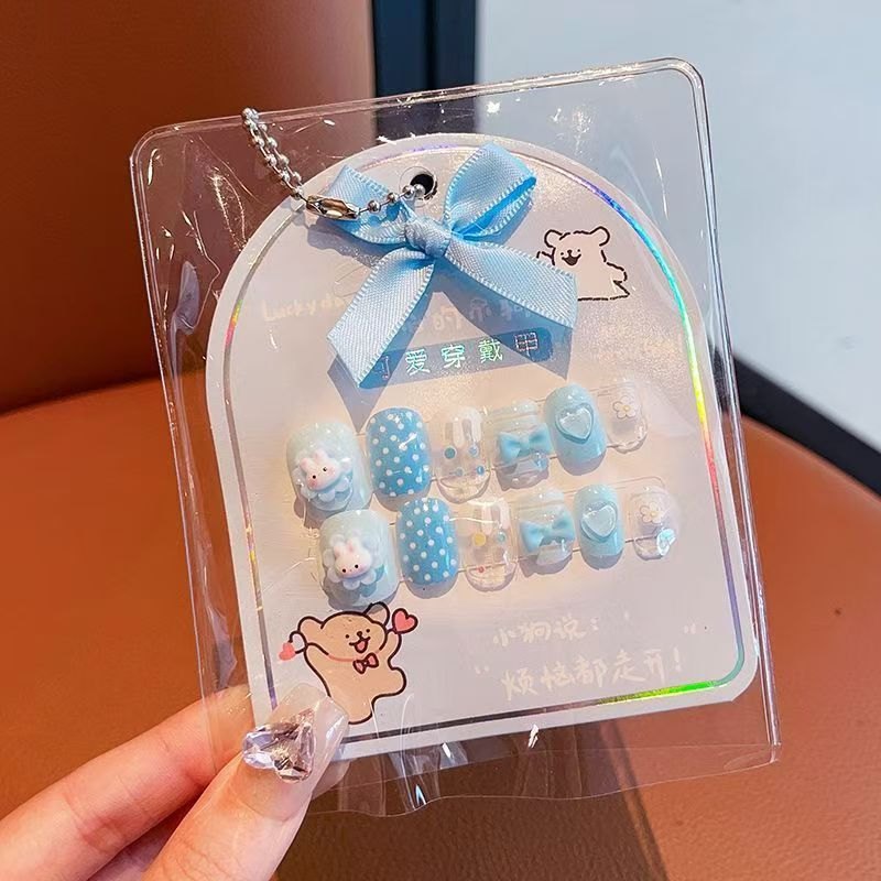 Nail giả trẻ em
