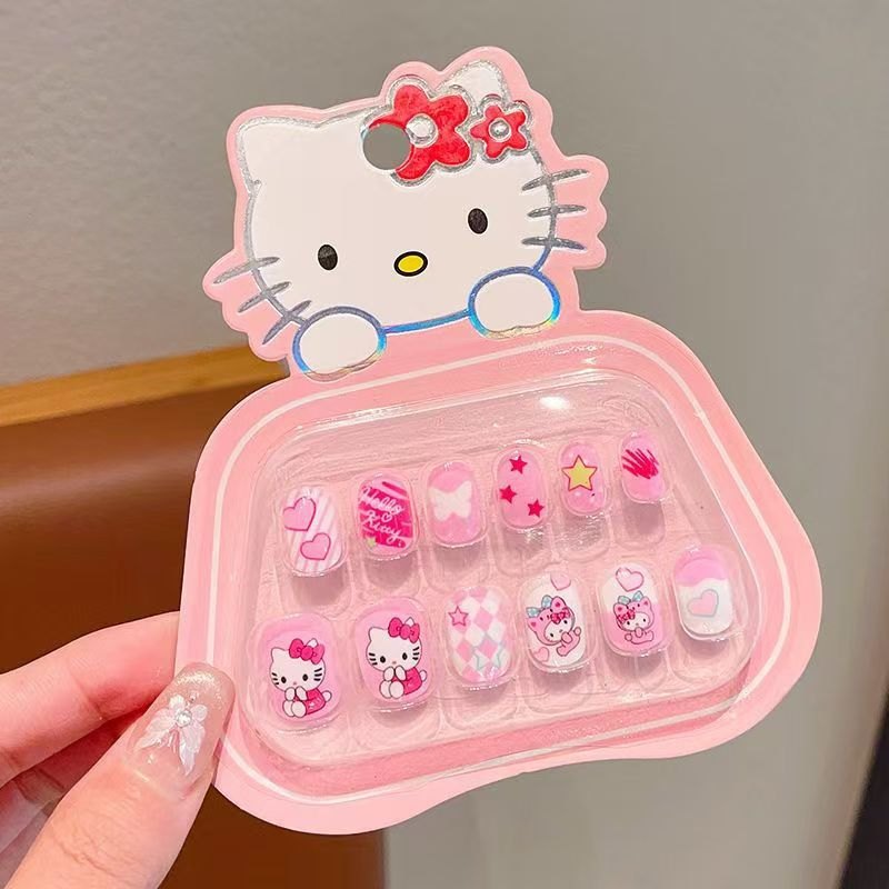 Nail giả trẻ em