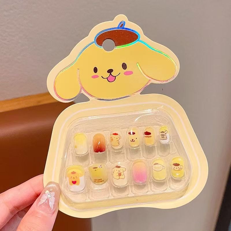 Nail giả trẻ em