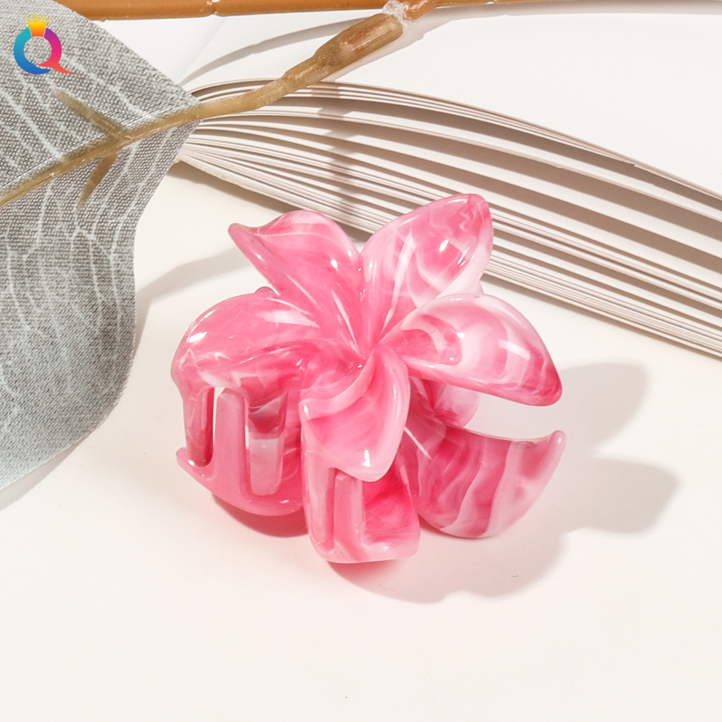 Kẹp càng cua hoa sứ marble (4cm)