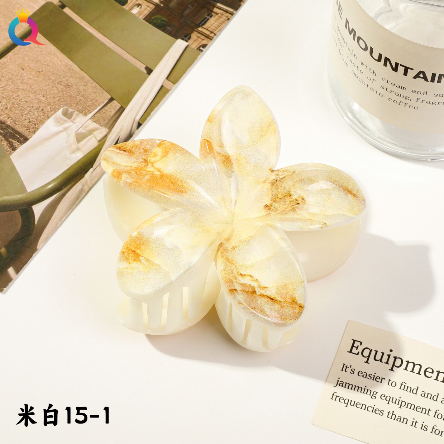 Kẹp càng cua hoa sứ marble nền trắng (8cm)