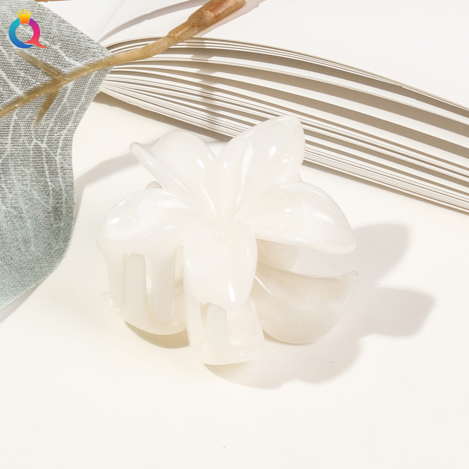 Kẹp càng cua hoa sứ marble (4cm)