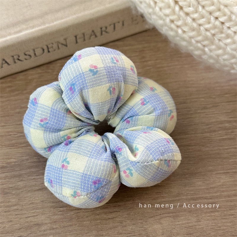 Scrunchie hoa bông phồng họa tiết