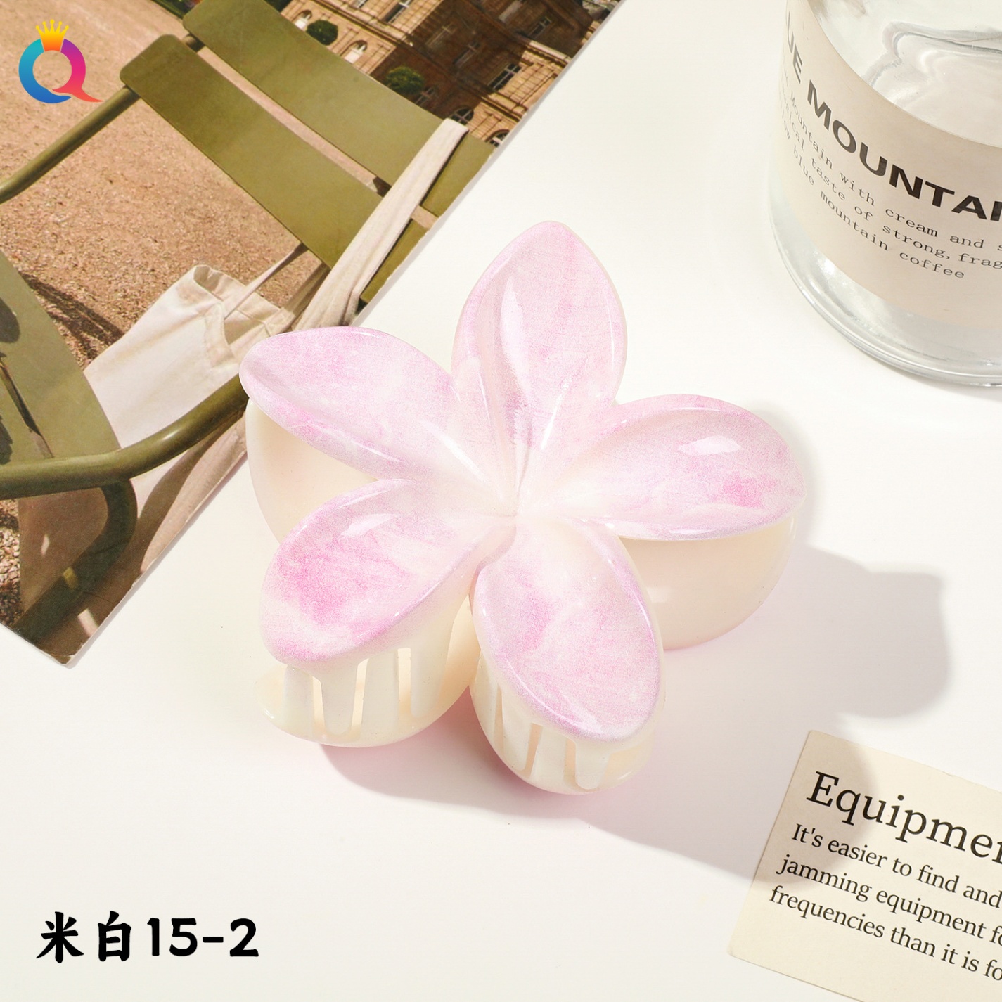 Kẹp càng cua hoa sứ marble nền trắng (8cm)