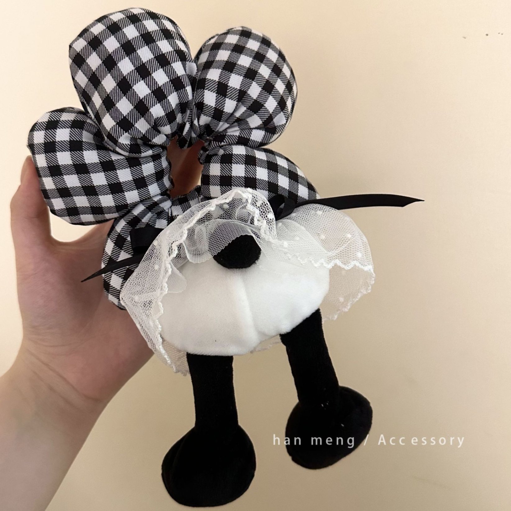 Scrunchie Hoa bông có chân
