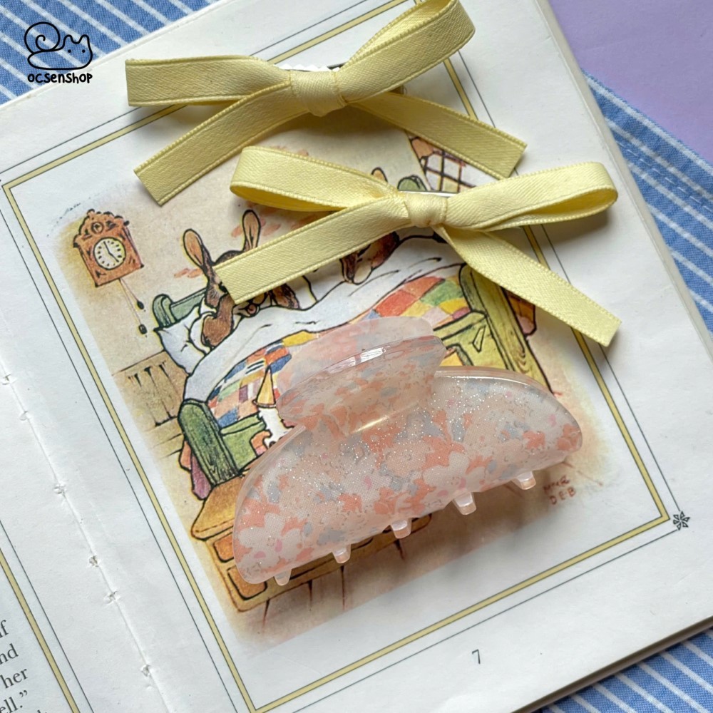 Kẹp càng cua bán nguyệt nền hoa (8cm)