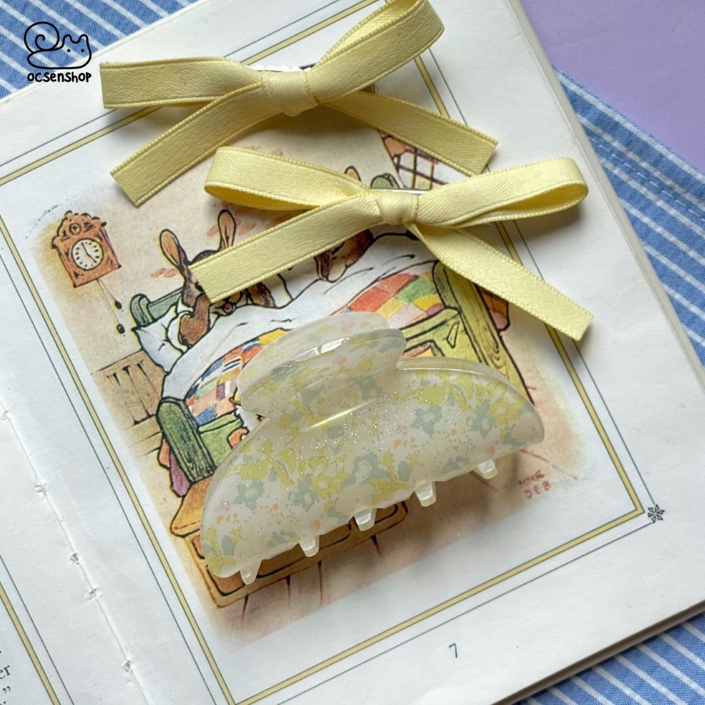 Kẹp càng cua bán nguyệt nền hoa (8cm)