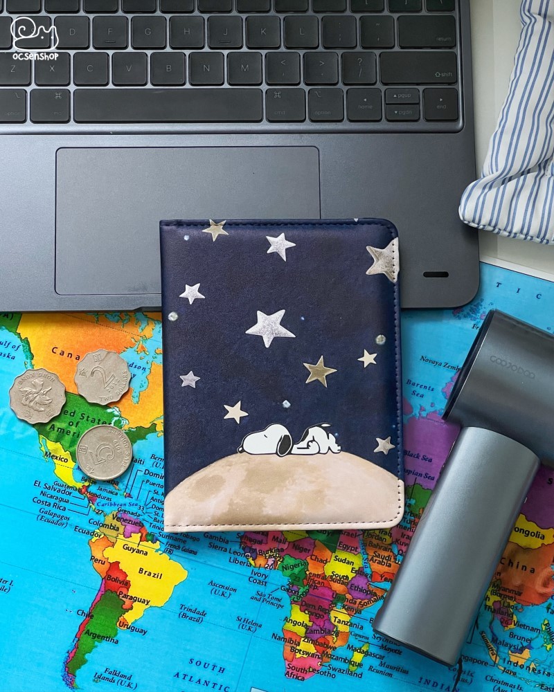 Vỏ passport Snoopy