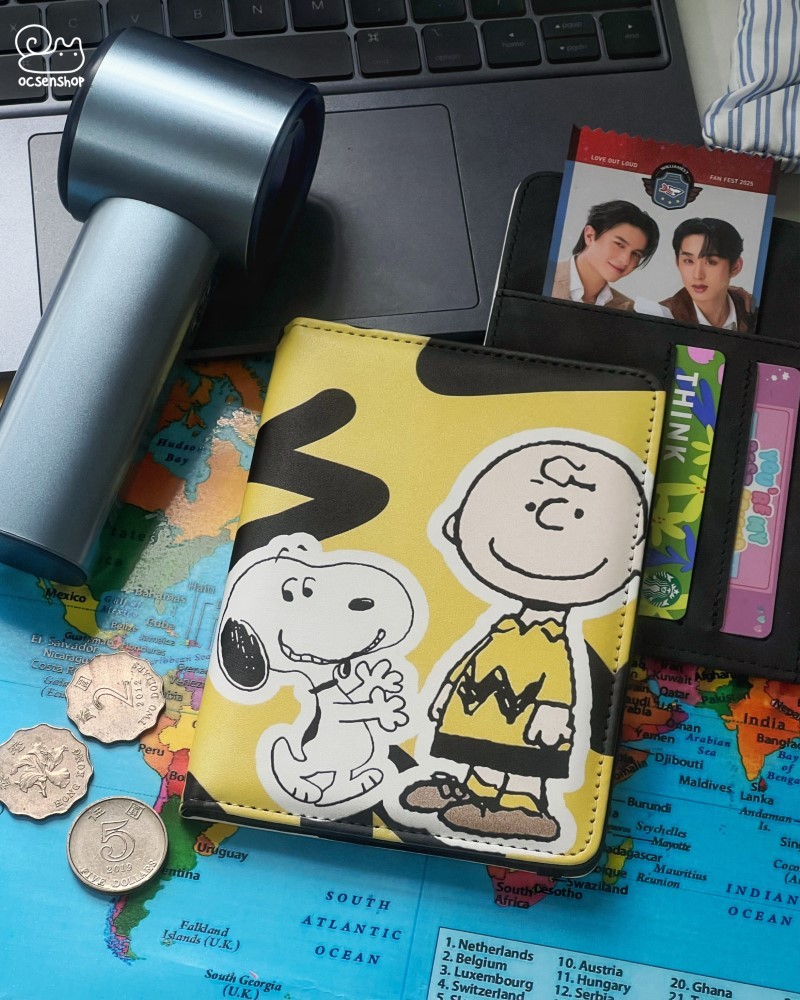 Vỏ passport Snoopy