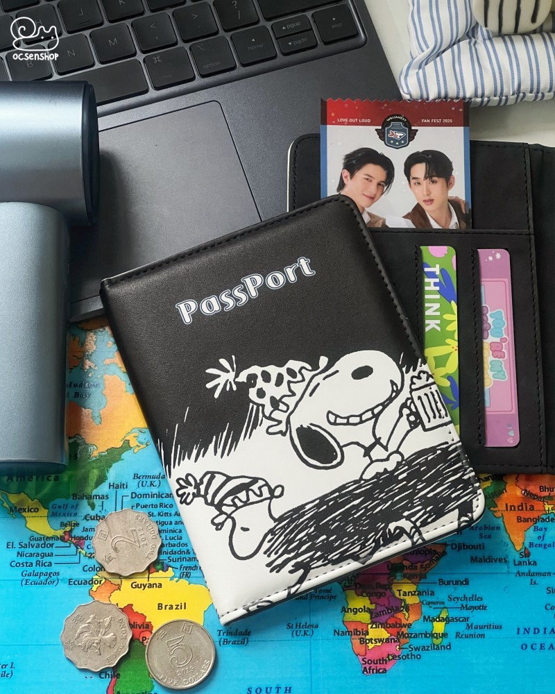 Vỏ passport Snoopy