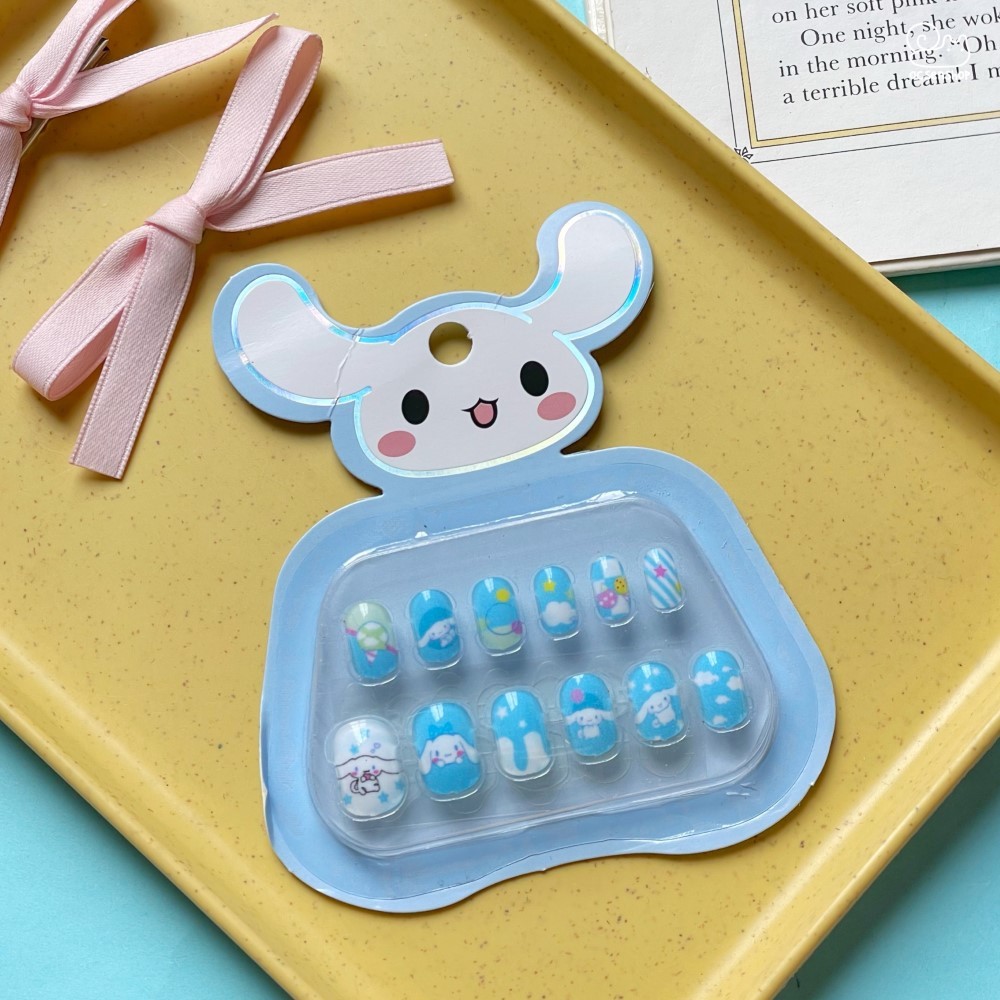 Nail giả trẻ em