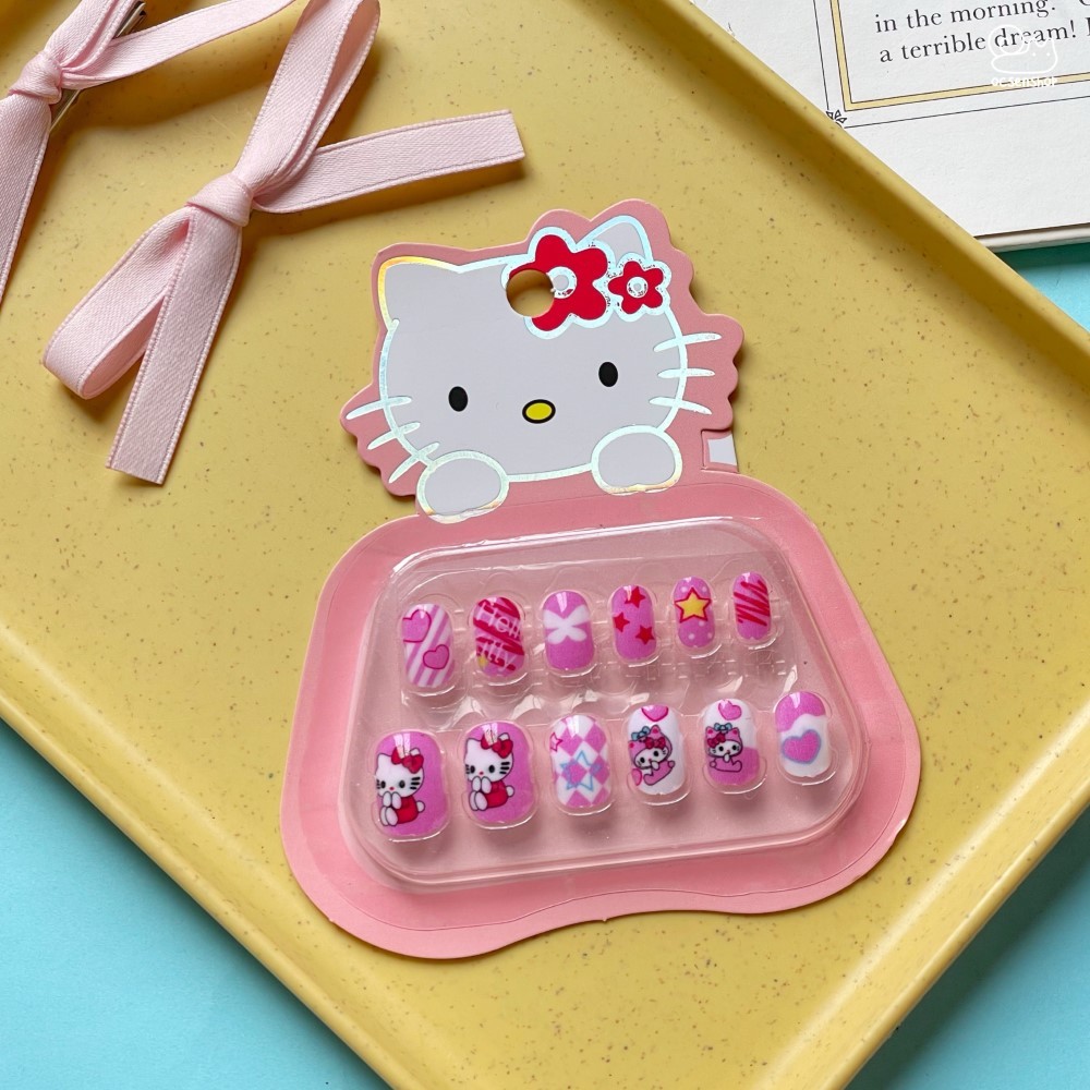 Nail giả trẻ em