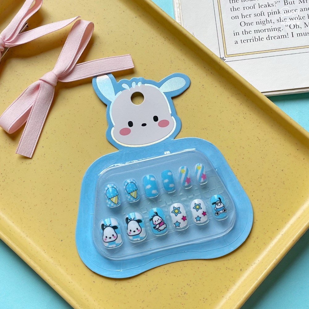 Nail giả trẻ em