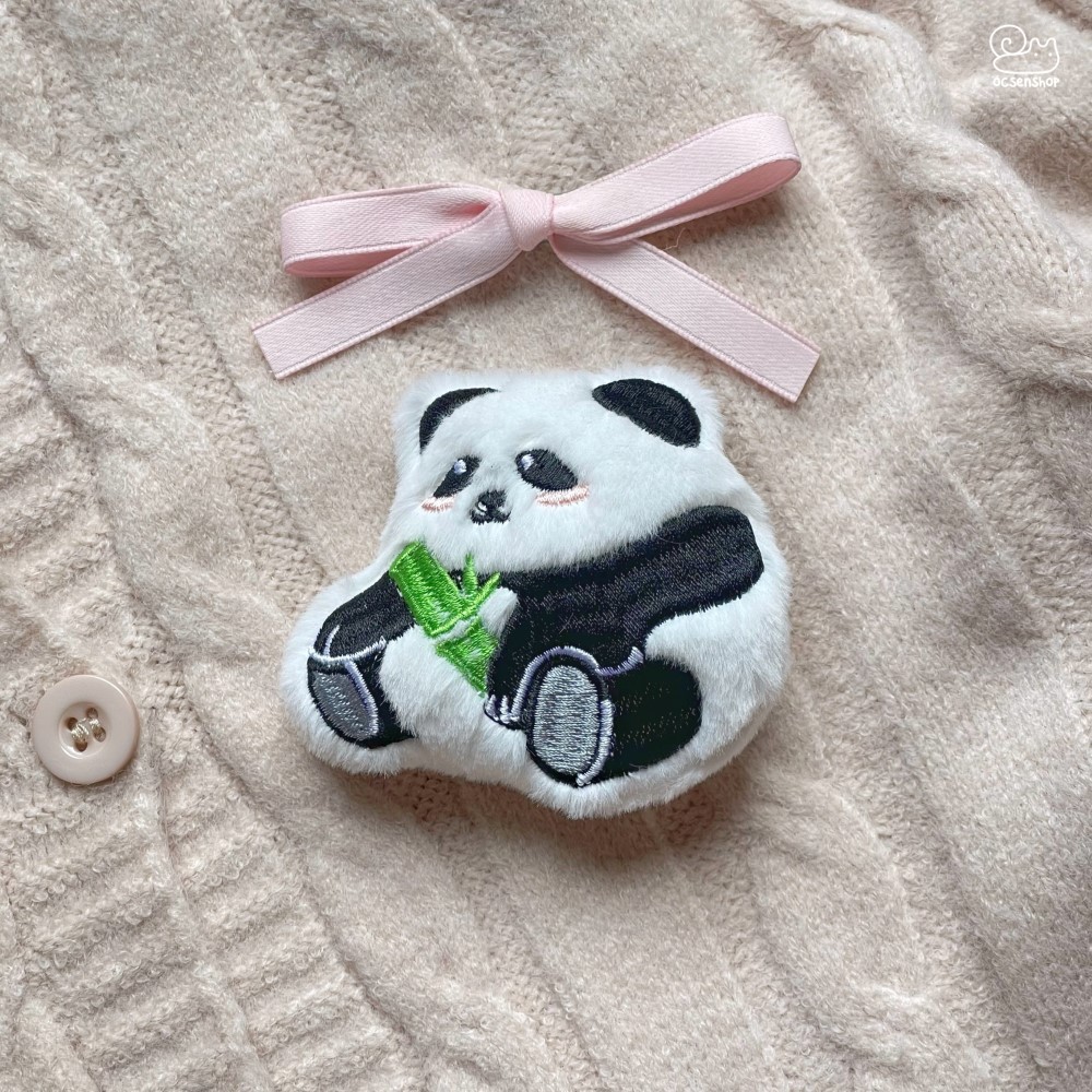 Pin cài áo bông Panda
