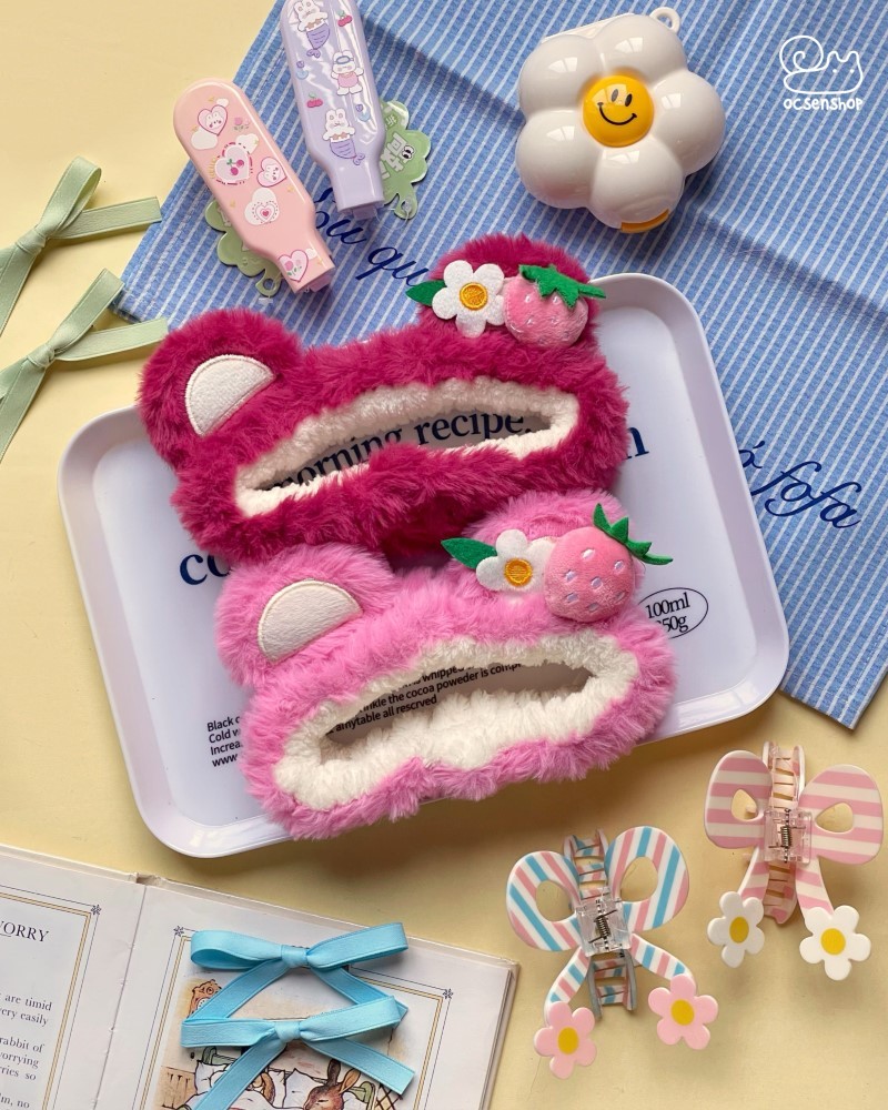 Băng đô Lotso đeo hoa và dâu tây