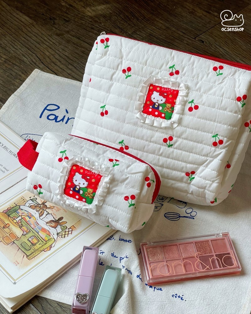 Túi đựng mĩ phẩm Hello Kitty nền cherry