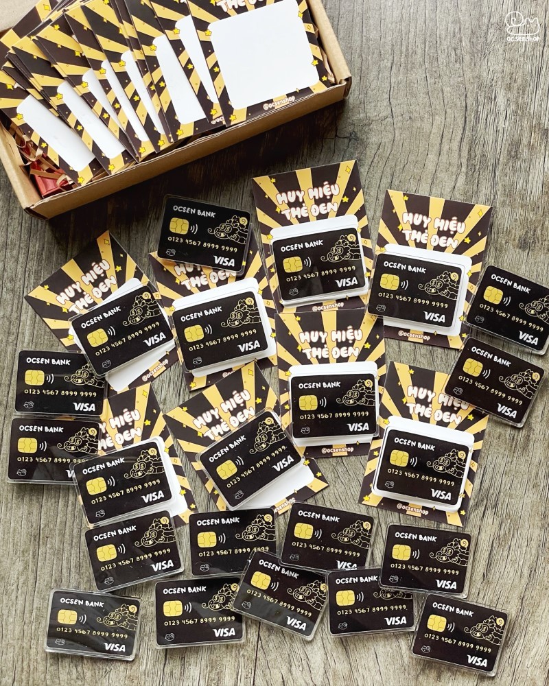 Huy hiệu Ốc Sên Acrylic