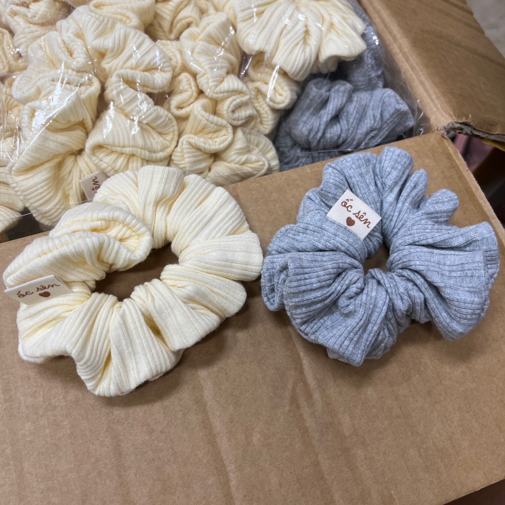 Scrunchie Ốc sên 25k