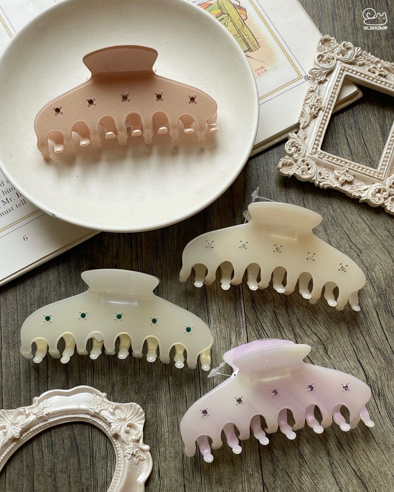 Kẹp càng cua bán nguyệt đính đá (10,5cm)