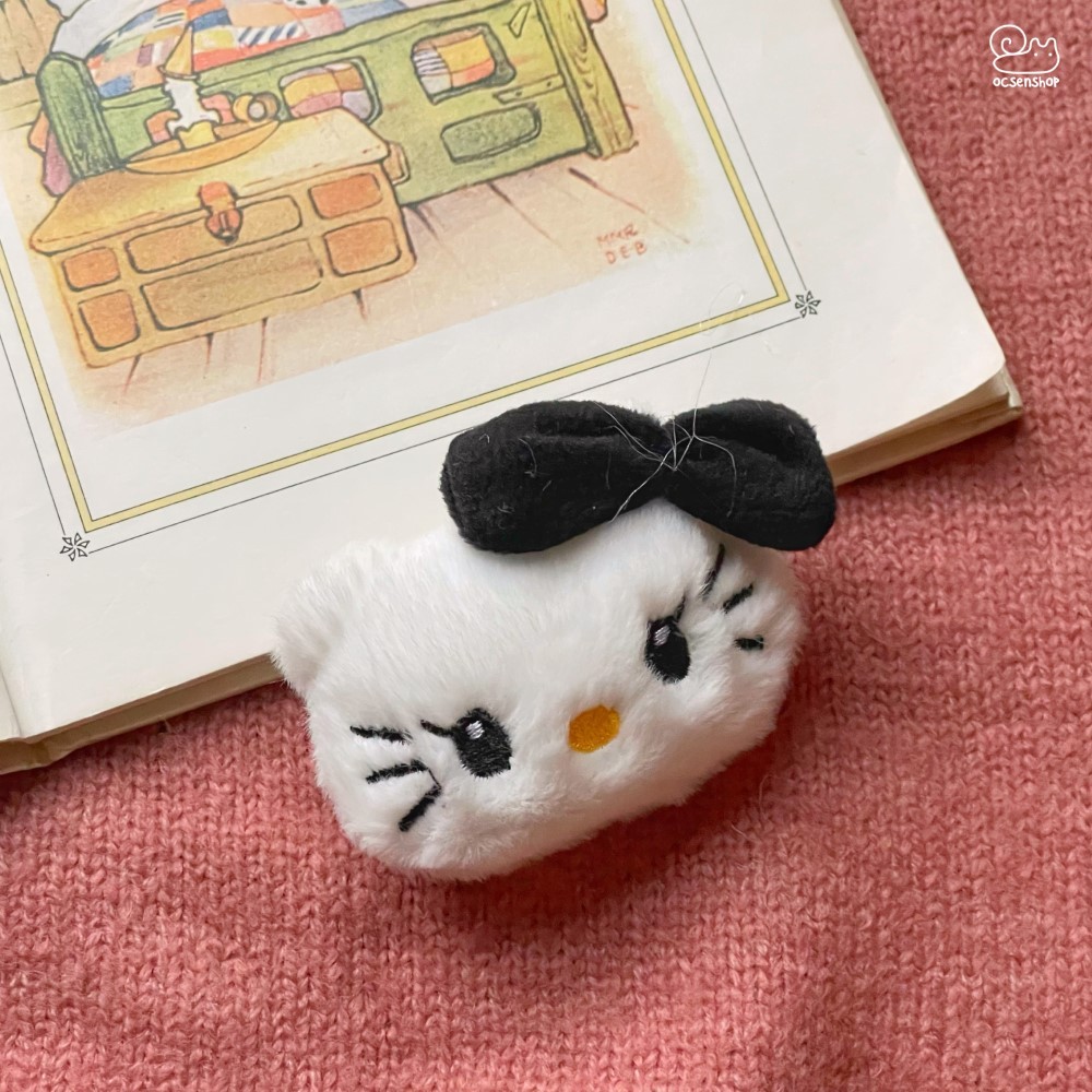 Pin cài áo bông mặt Hello Kitty