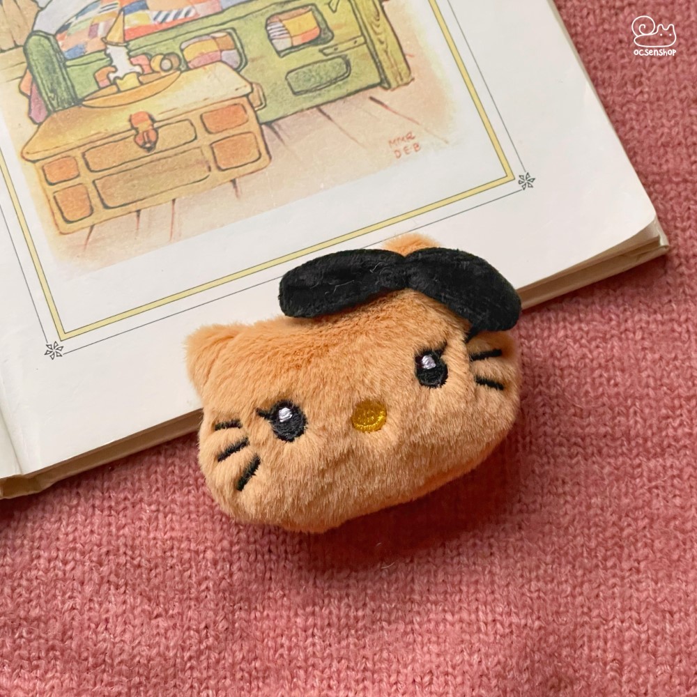 Pin cài áo bông mặt Hello Kitty