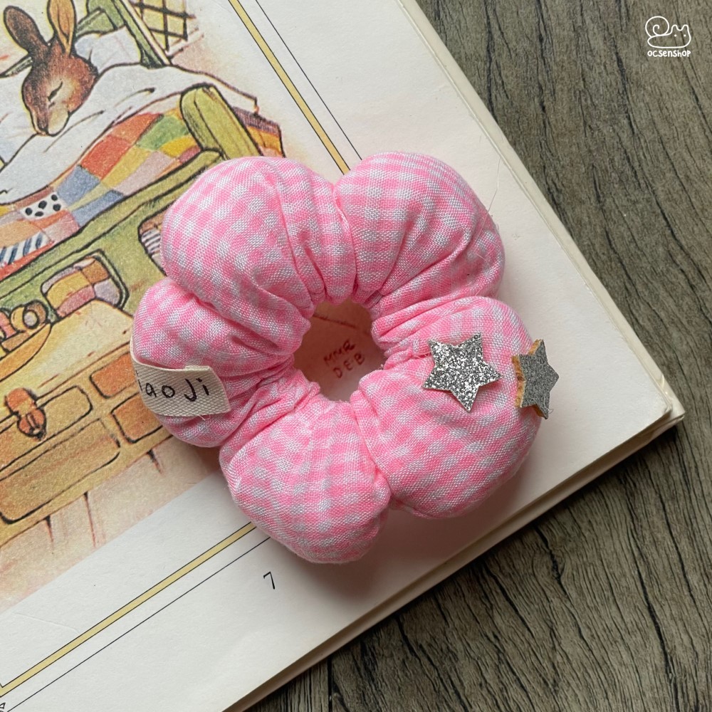 Scrunchie hoa bông phồng họa tiết