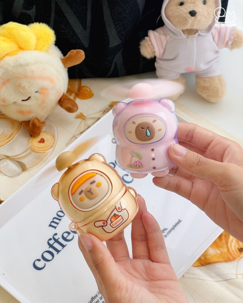 Quạt USB Capybara mặc áo mưa (300-500mAH)